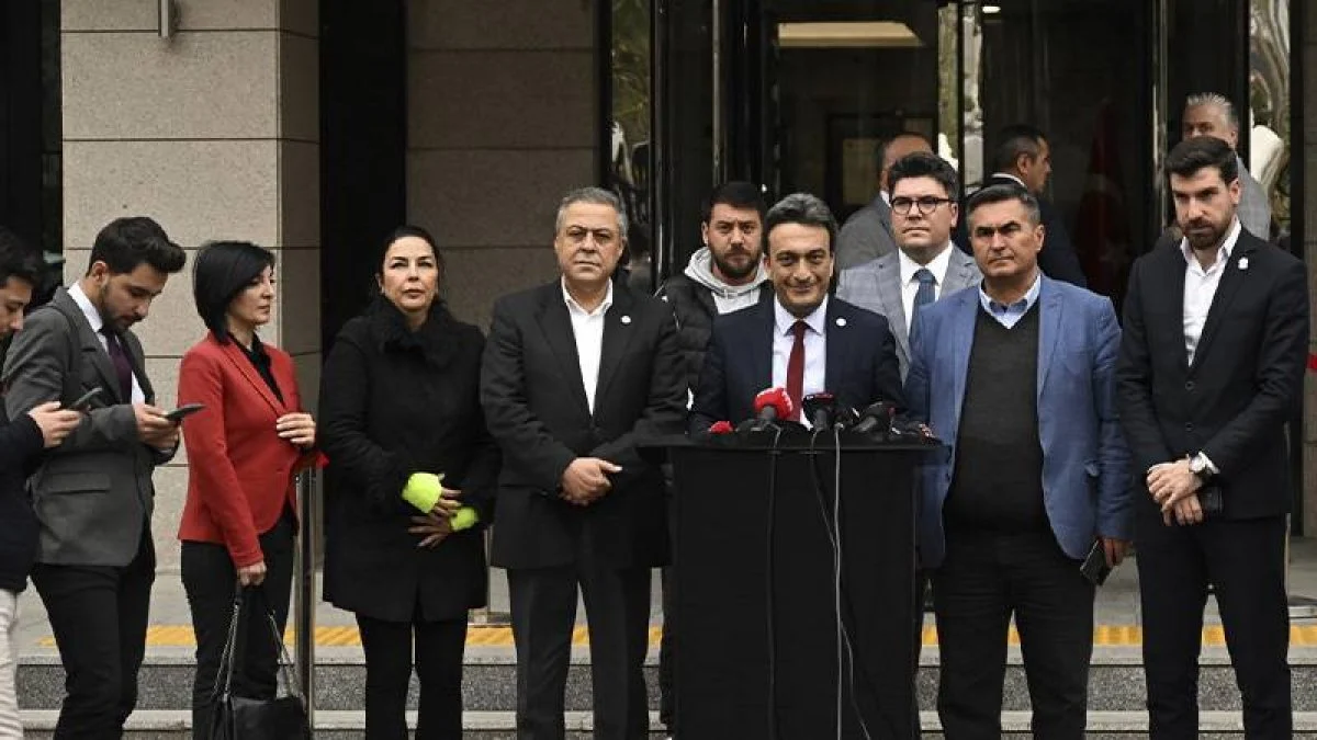 Memleket Partisi milletvekili aday listesini YSK’ya sundu