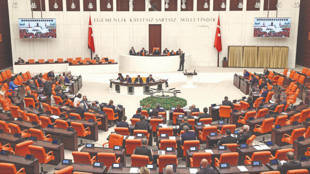 Meclis 37 yasayla final yaptı