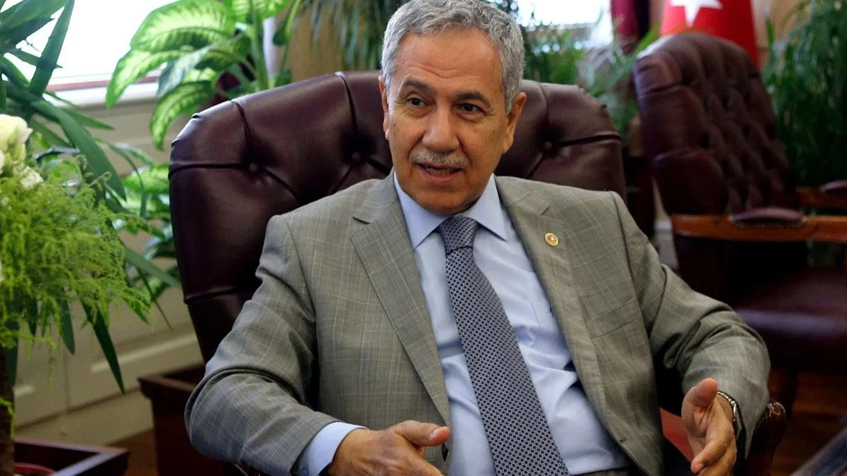 Bülent Arınç’tan HÜDA PAR çıkışı