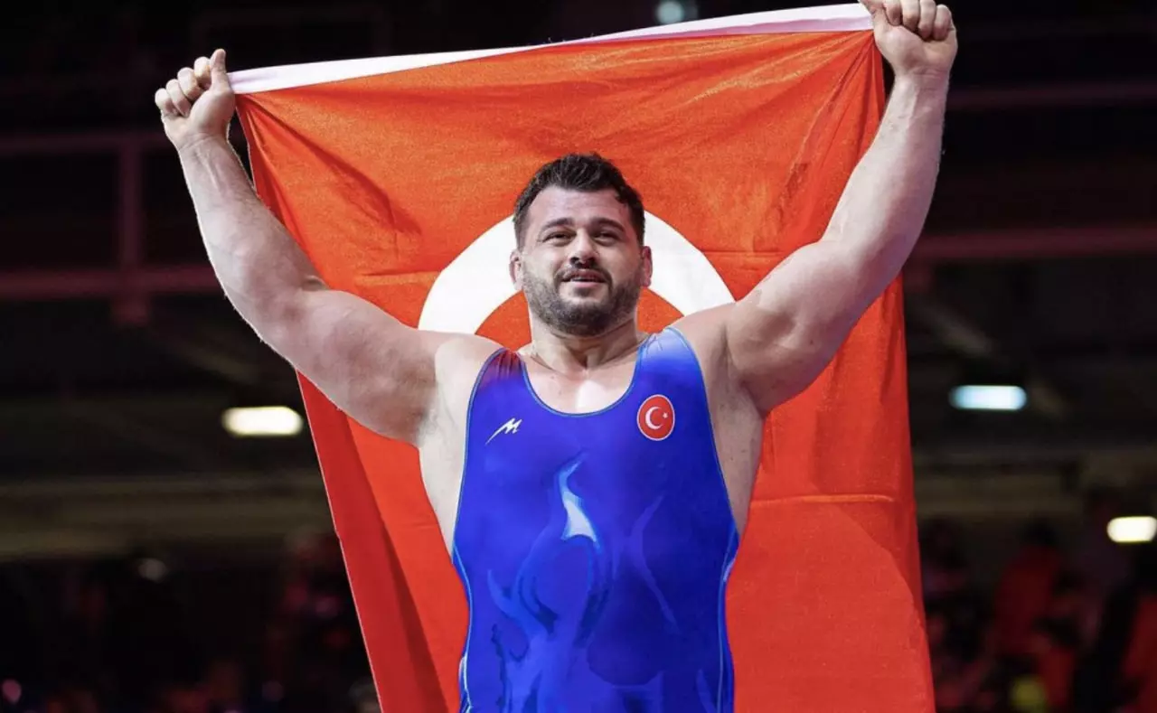 Rıza Kayaalp, 12. kez Avrupa şampiyonu!