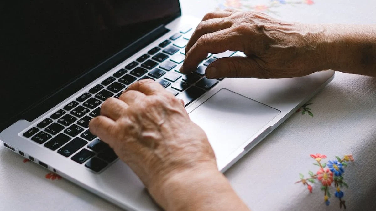 İnternet demans riskini azaltıyor