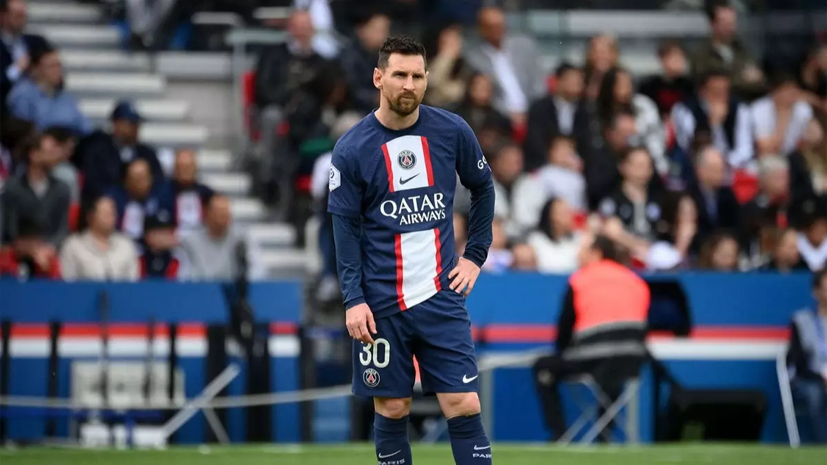 Lionel Messi kadro dışı bırakıldı