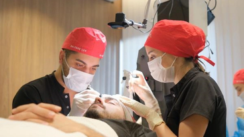 Kimi göğüs kimi de kalça için Akın akın Türkiye’ye geliyor!