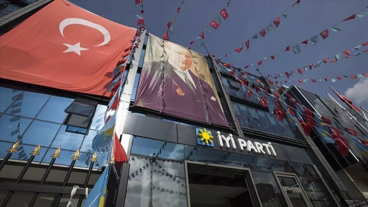 İYİ Parti’den CHP’ye darbe!