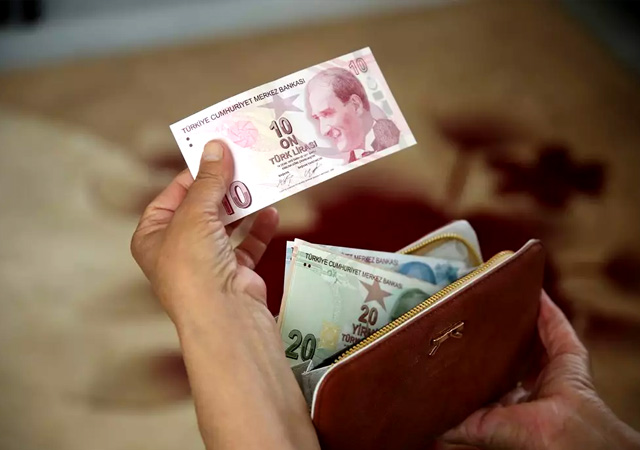 Düşük maaşa ayar geliyor