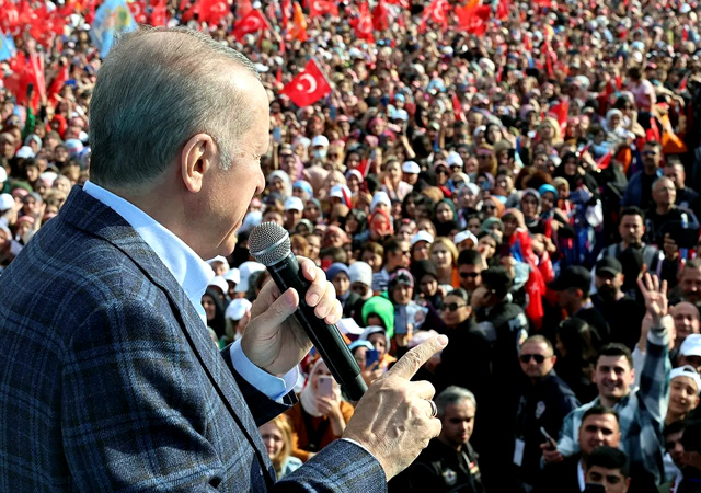 AK Parti’den İstanbul’a sürpriz aday! 