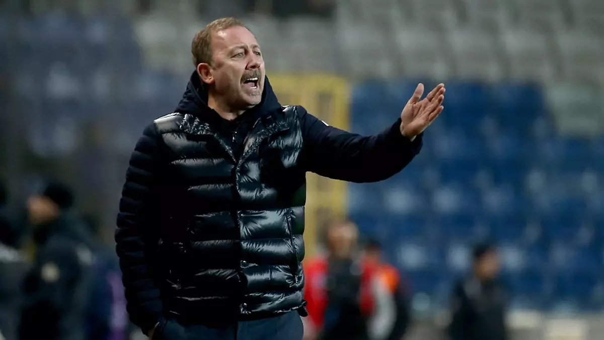 Sergen Yalçın’ın yeni adresi Antalyaspor