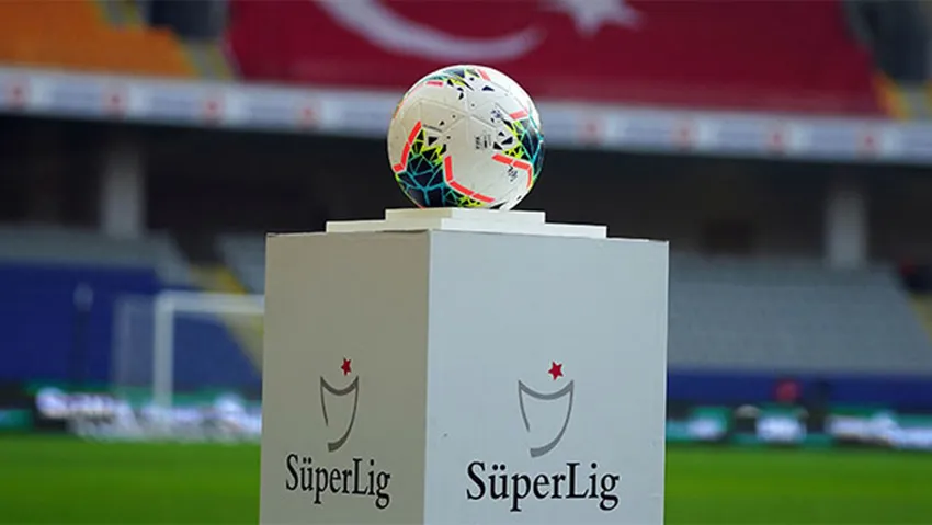 Süper Lig hakemleri maçlara çıkmama kararı aldı