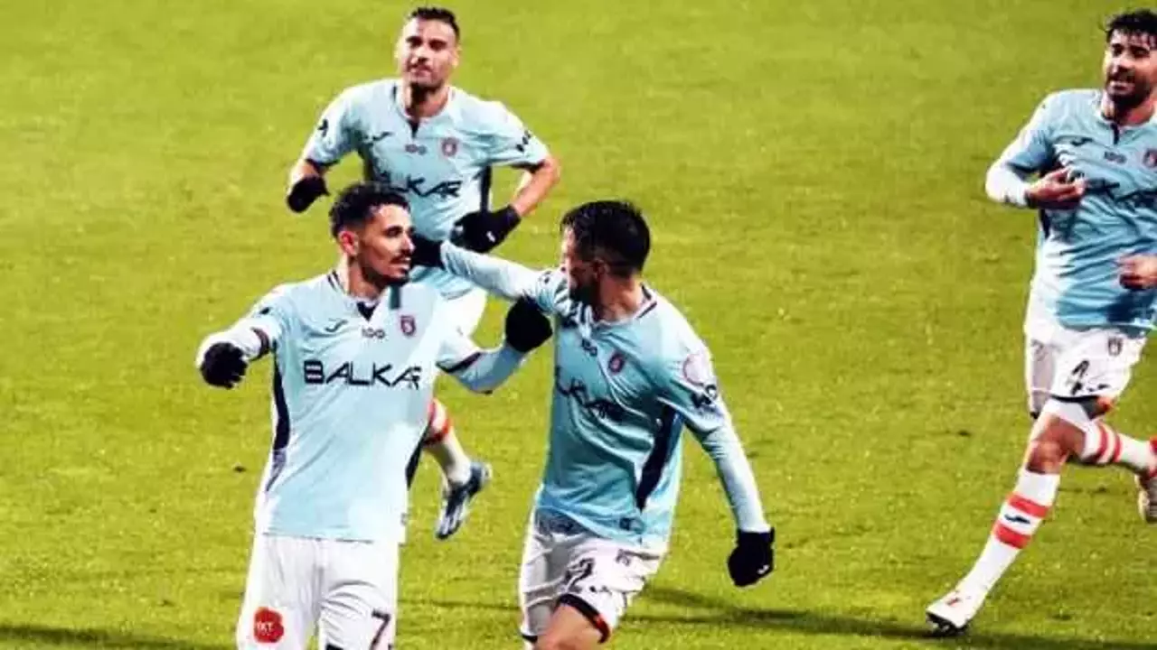 Başakşehir’den deplasmanda flaş galibiyet!