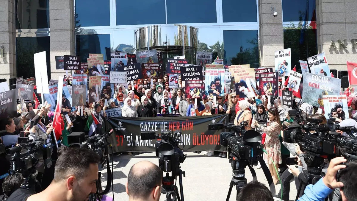 AK Parti Kadın Kolları, 81 ilde İsrail’i protesto etti