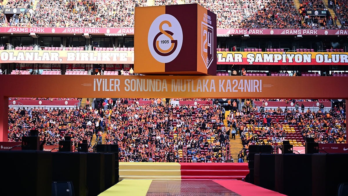 Galatasaray şampiyonluğunu Rams Park’ta kutladı