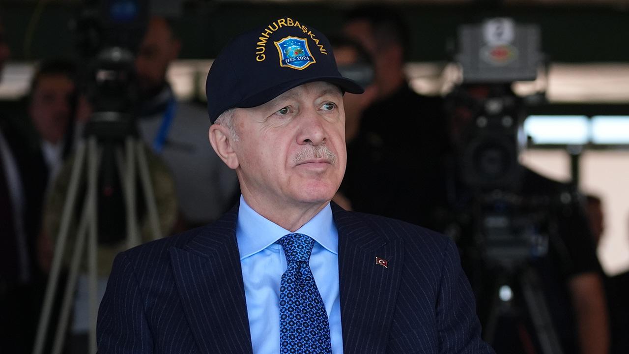  Erdoğan: Teröristan kurulmasına izin vermeyeceğiz