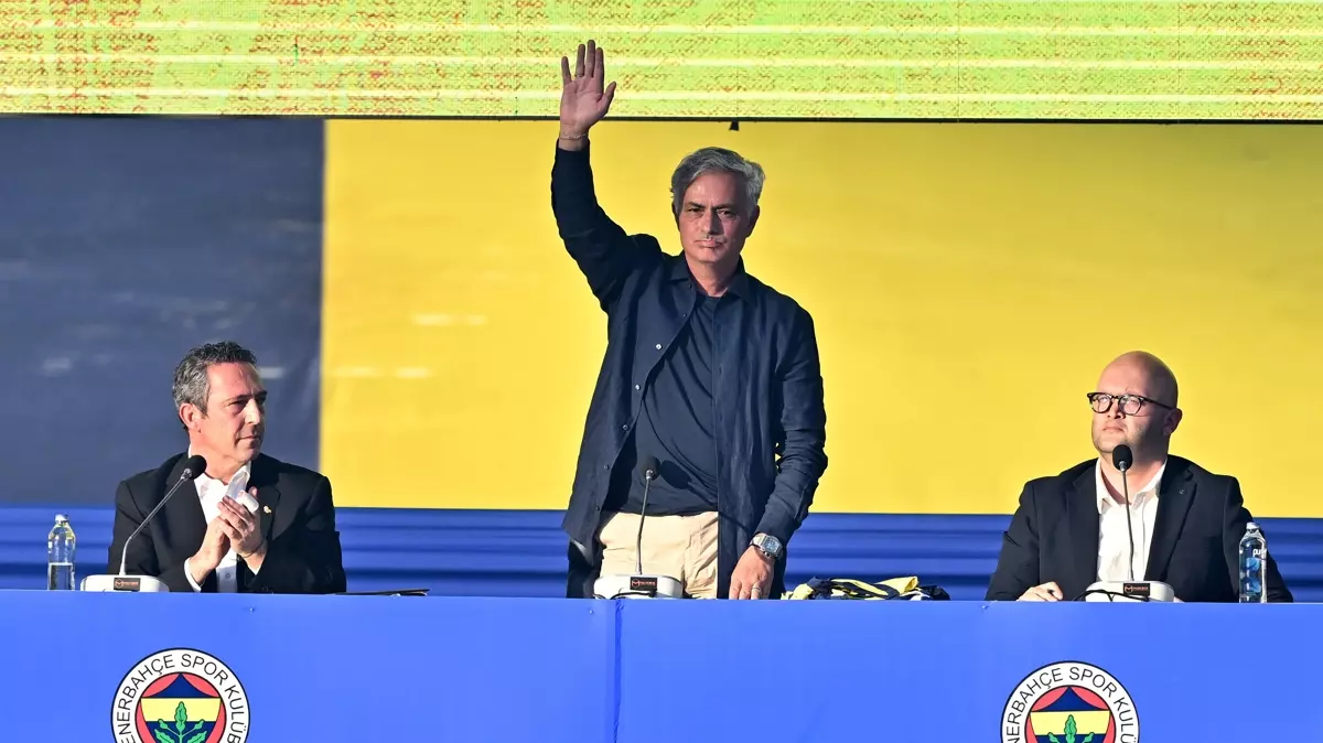 Jose Mourinho imzayı attı!