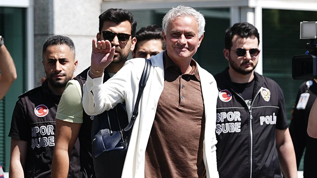Jose Mourinho, Fenerbahçe için İstanbul’da