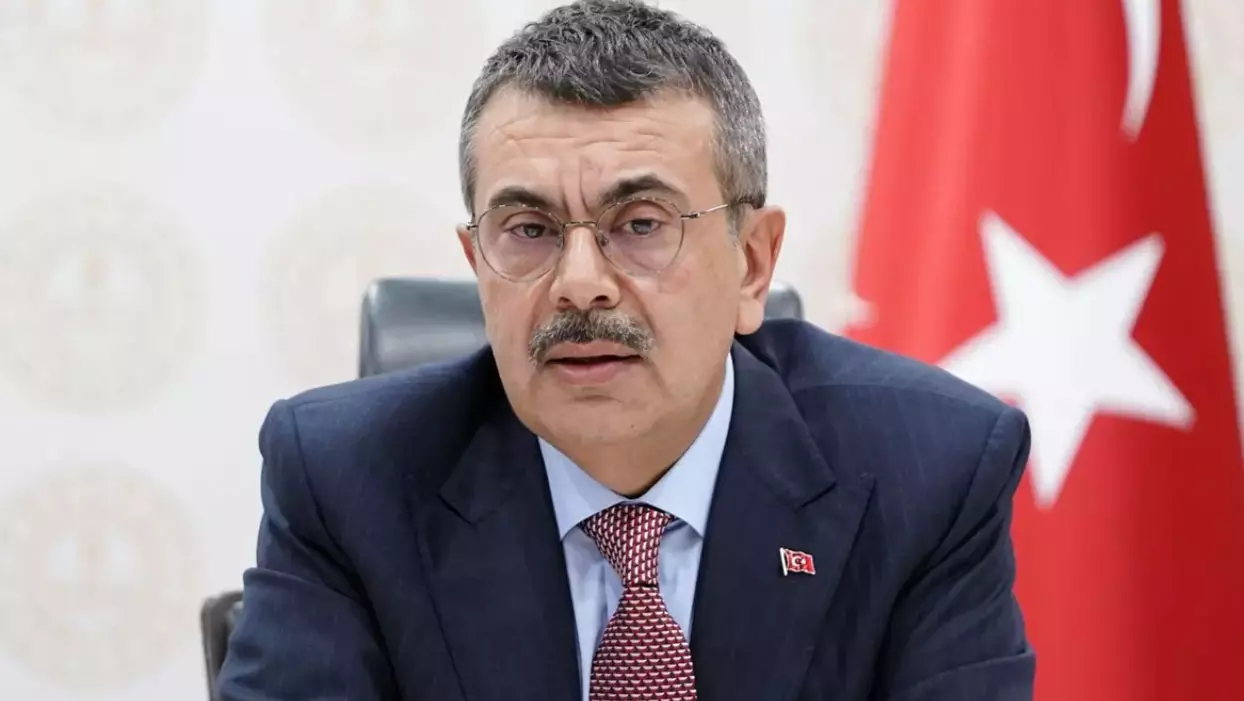 Bakan Tekin: Müfredatımızı hafiflettik