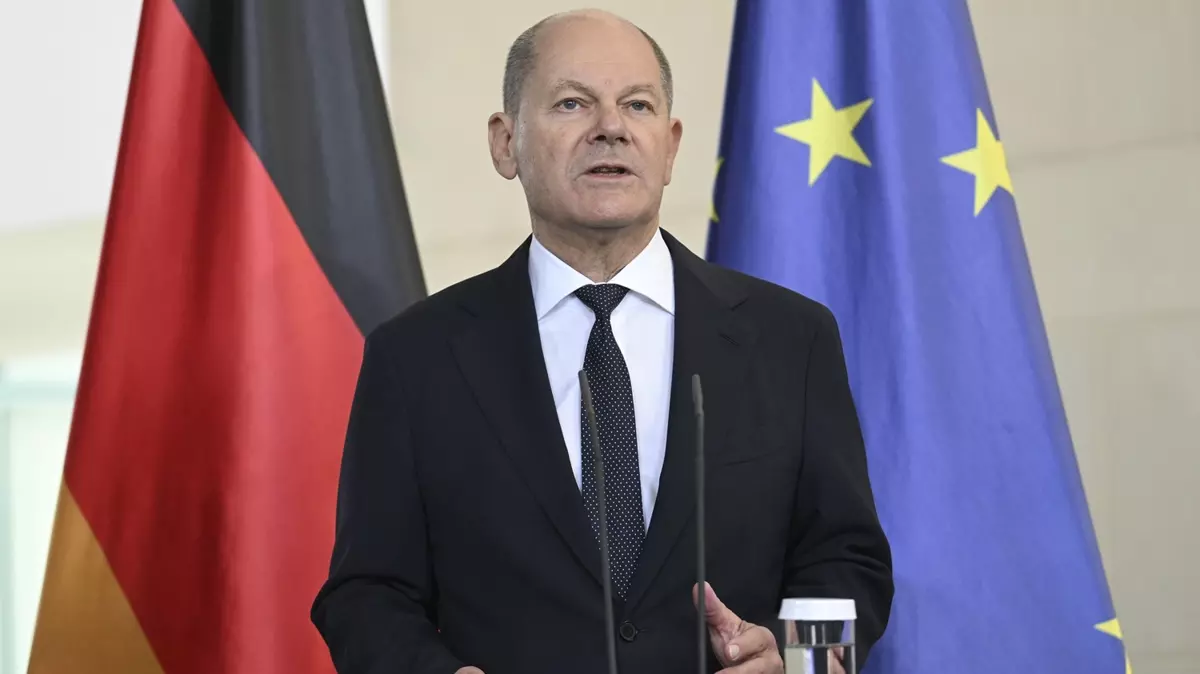 Scholz, Ukrayna’ya NATO kapılarını kapattı