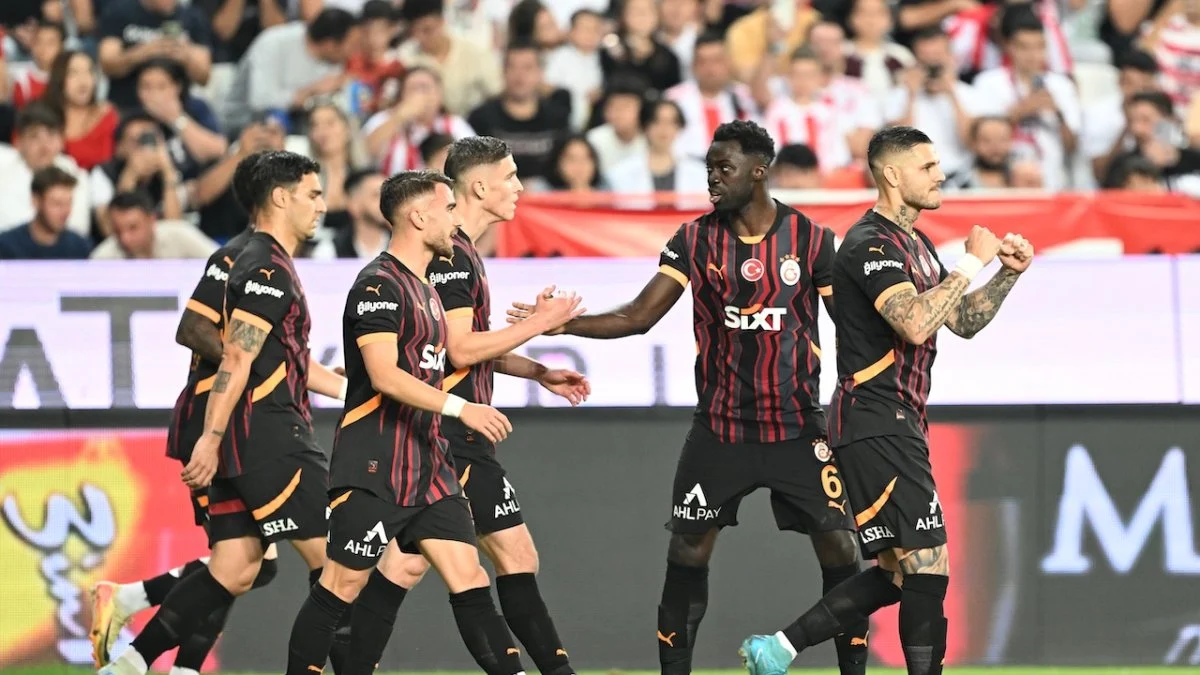 Galatasaray 3 puanı 3 golle aldı
