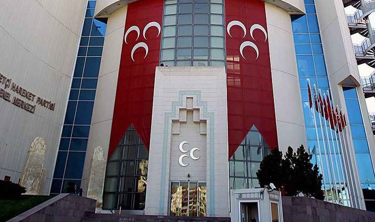 MHP Burdur’da 8 ilçe başkanı istifa etti