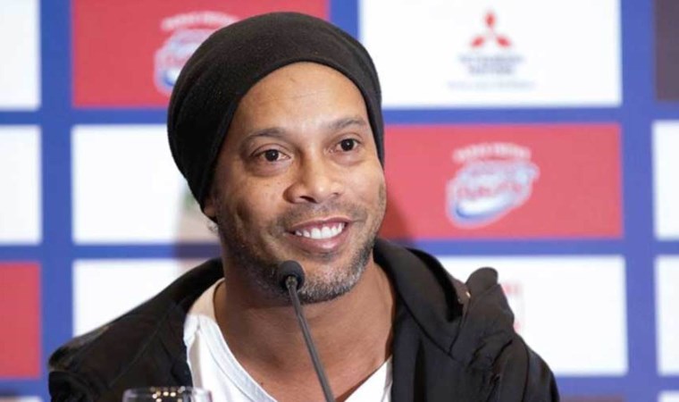 Ronaldinho futbola geri dönüyor