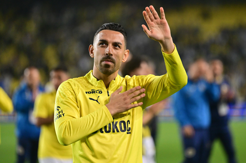 İrfan Can Kahveci Fenerbahçe’ye veda ediyor!