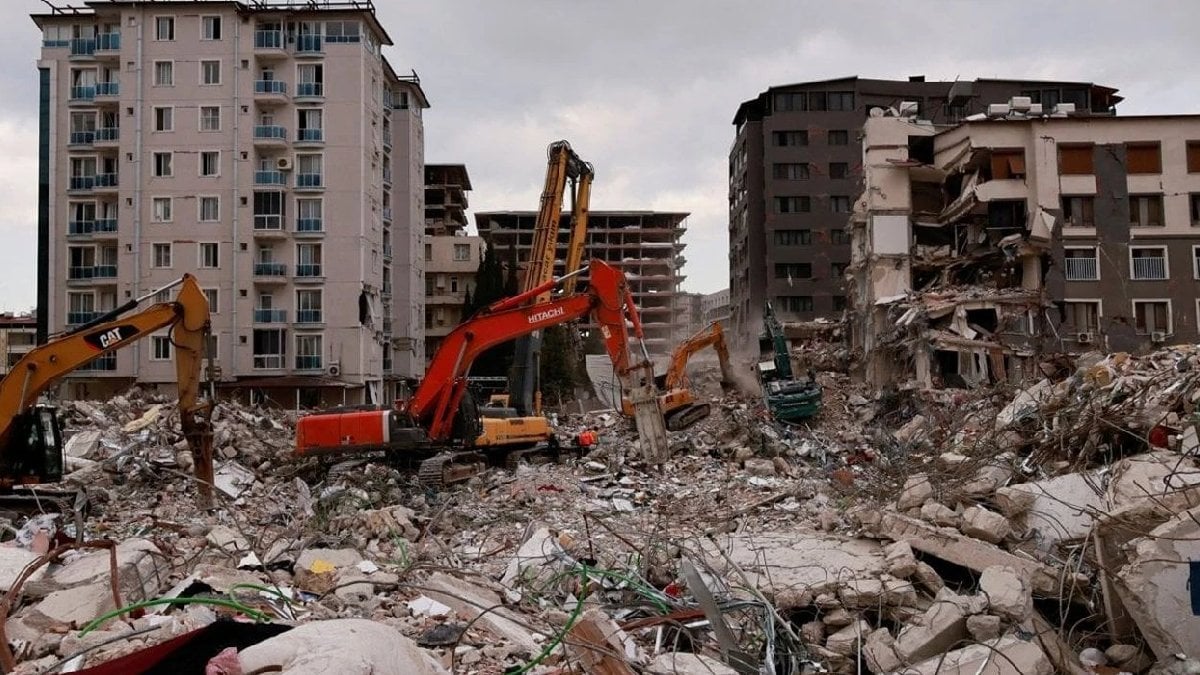 Kaçak yapıların yıkımında TOKİ yetkili olacak