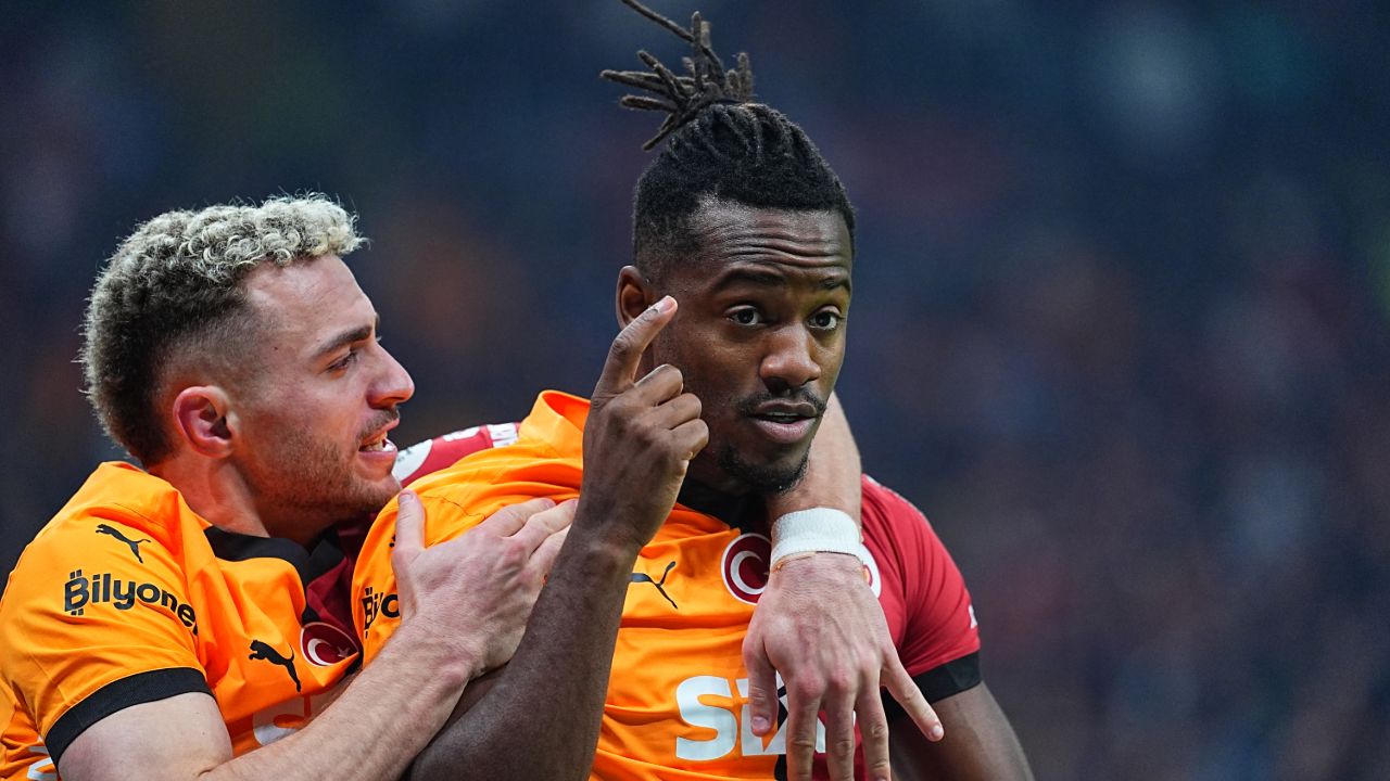 Galatasaray evinde Trabzonspor’u 4-3 mağlup etti!
