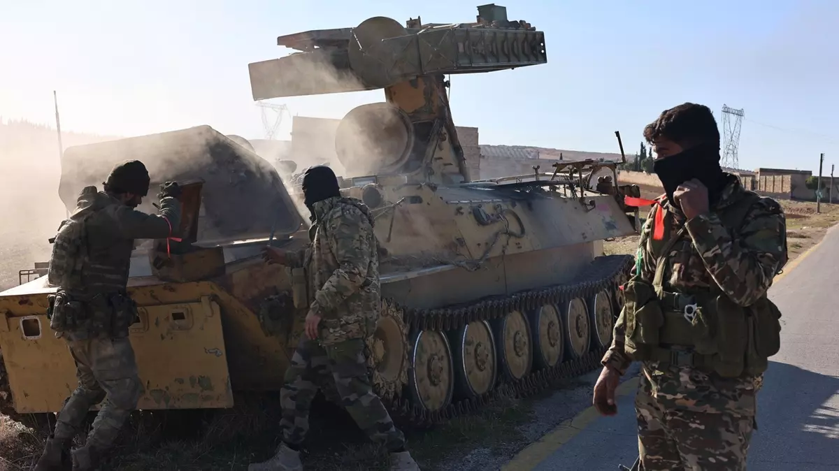 Hama’nın ele geçirilmesine ramak kaldı