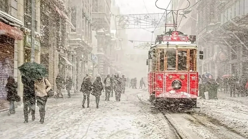 İstanbullular dikkat! Kar yağışı için tarih verildi