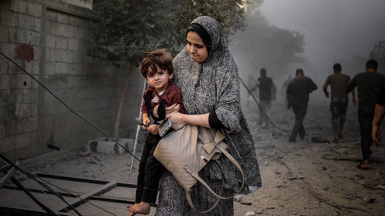 Gazze’deki ateşkes Pazar günü başlıyor