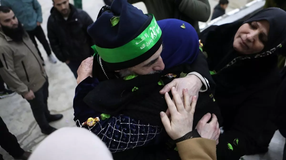 Soykırımcı İsrail’in zulmünü anlattılar