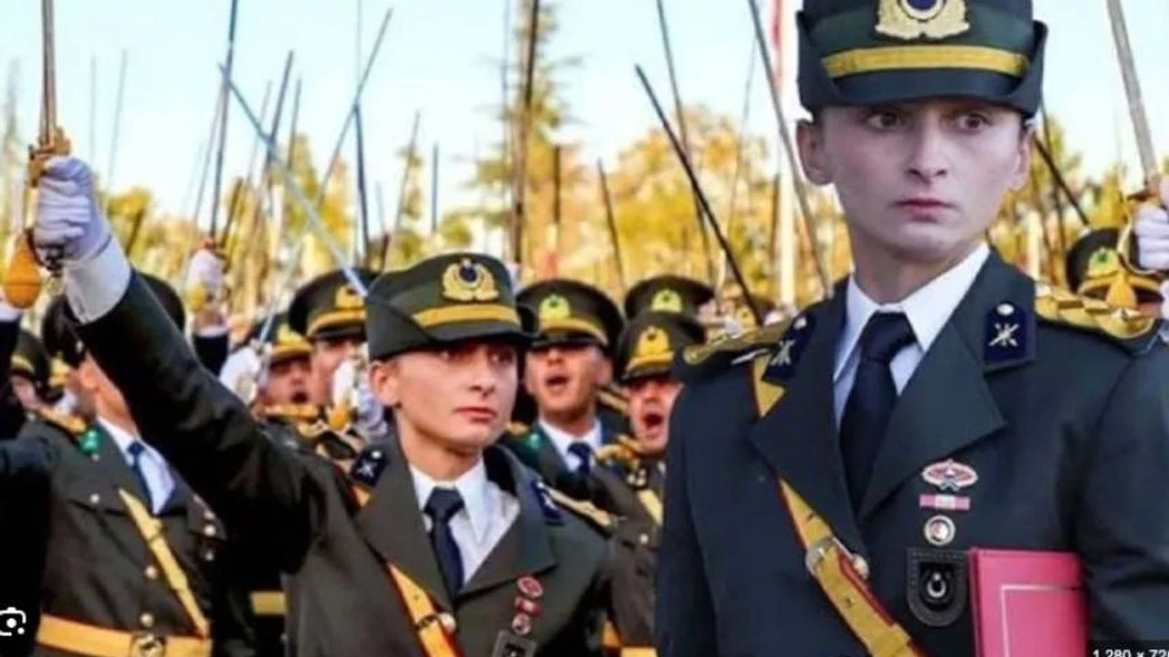 İhraç edilen teğmenlerden ilk açıklama