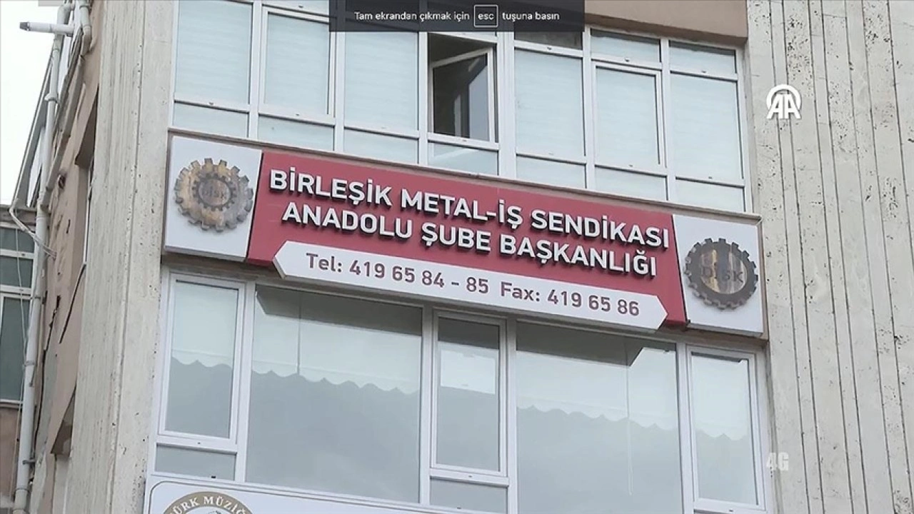 Sendika başkanı sekreterini öldürdü