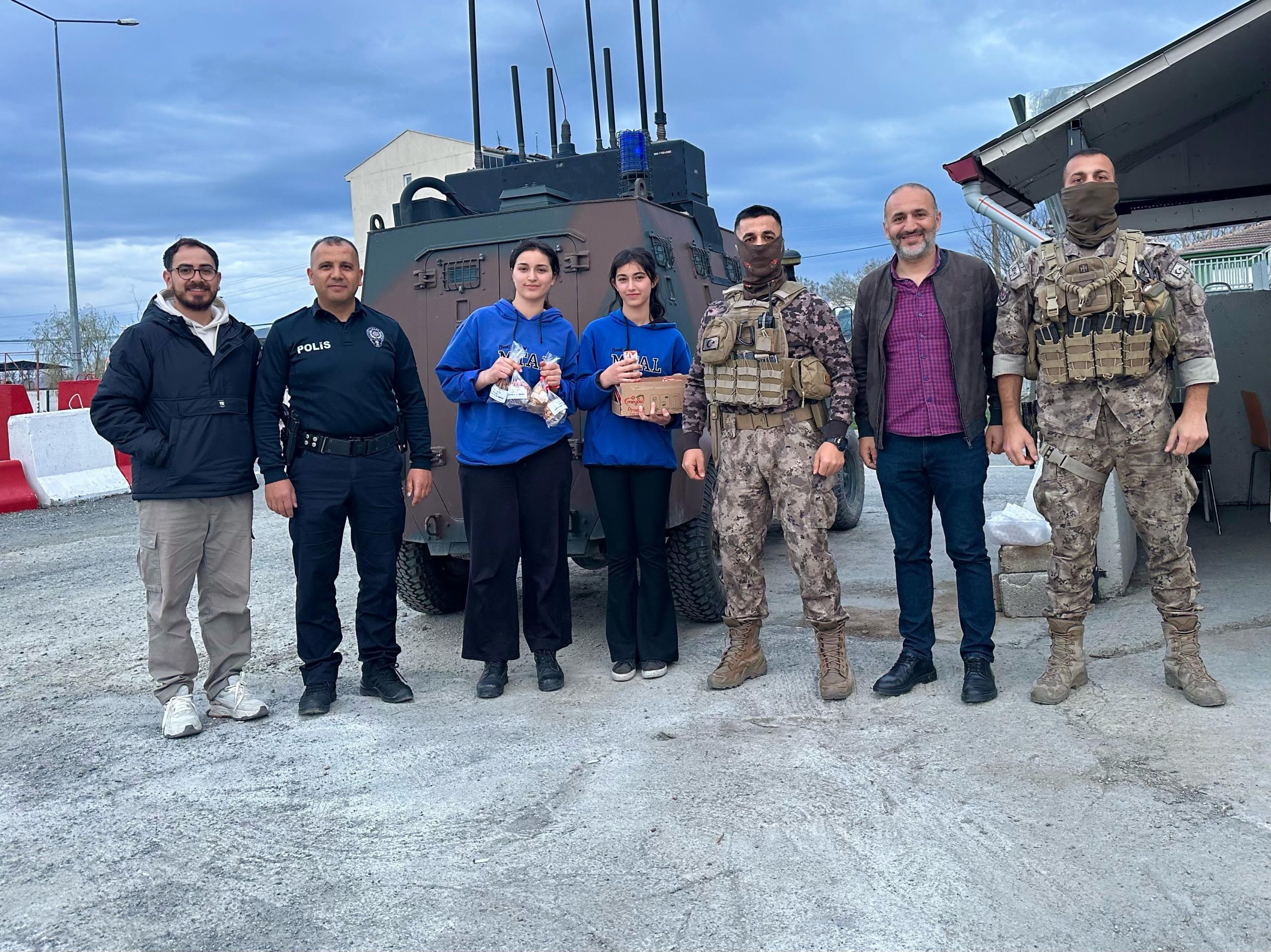 Iğdır’da Öğrencilerden Anlamlı İftar Daveti