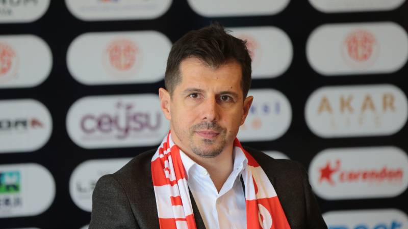 Emre Belözoğlu için Fenerbahçe açıklaması