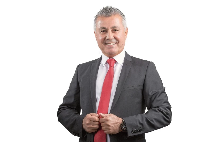 Eski Manavgat Belediye Başkanı gözaltına alındı