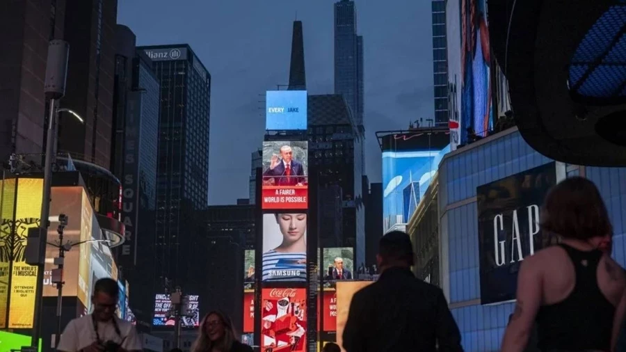 Cumhurbaşkanı Erdoğan’ın sözü Times Meydanı’nda