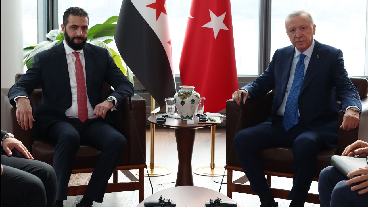 Cumhurbaşkanı Erdoğan, Şara ile görüştü!