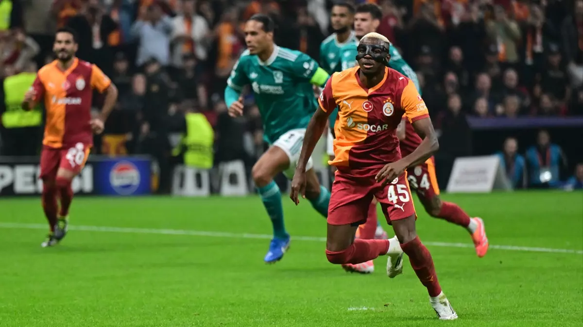 Osimhen,Şampiyonlar Ligi’nde 10 gol atan ilk Nijeryalı futbolcu oldu