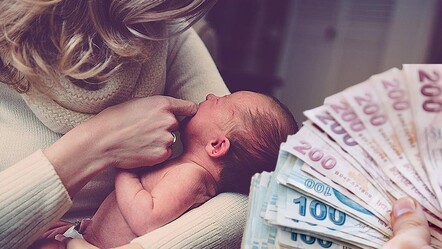 Anneye 24 hafta, babaya 15 gün doğum izni geliyor