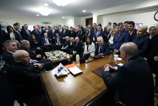 Cumhurbaşkanı Erdoğan’dan Meclis’te sürpriz görüşme!