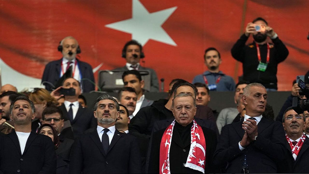 Cumhurbaşkanı Erdoğan’dan A Milli Takım’a destek