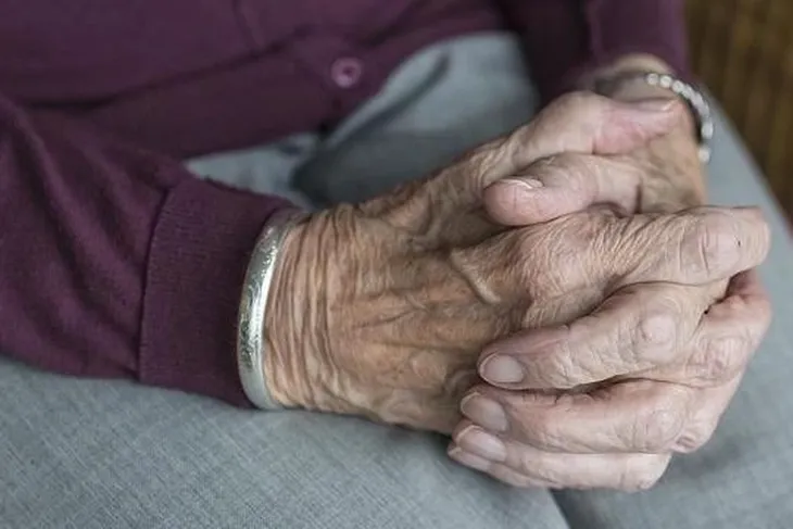 Dünyada yaşlı nüfusun 2050’de 2,1 milyarı bulması bekleniyor!