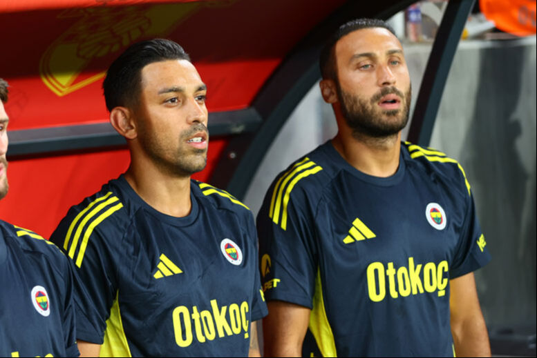 Fenerbahçe’de iki yıldız kadro dışı bırakıldı