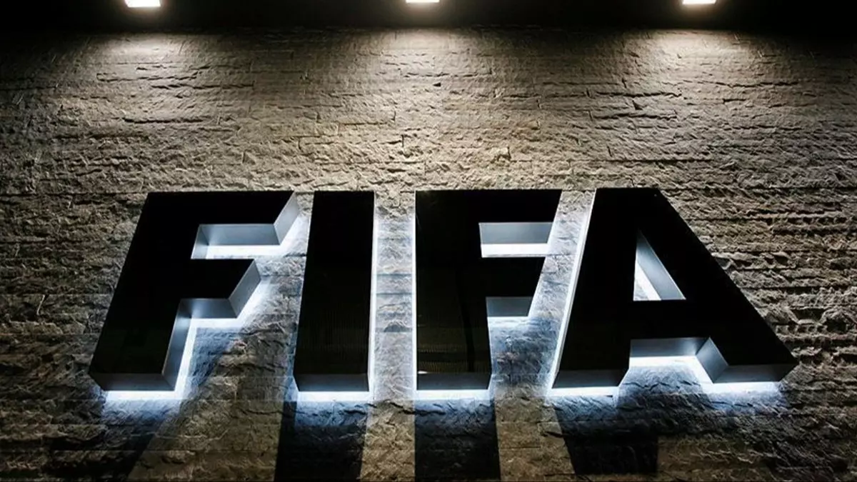 FIFA açıkladı! 2 Süper Lig kulübüne transfer yasağı
