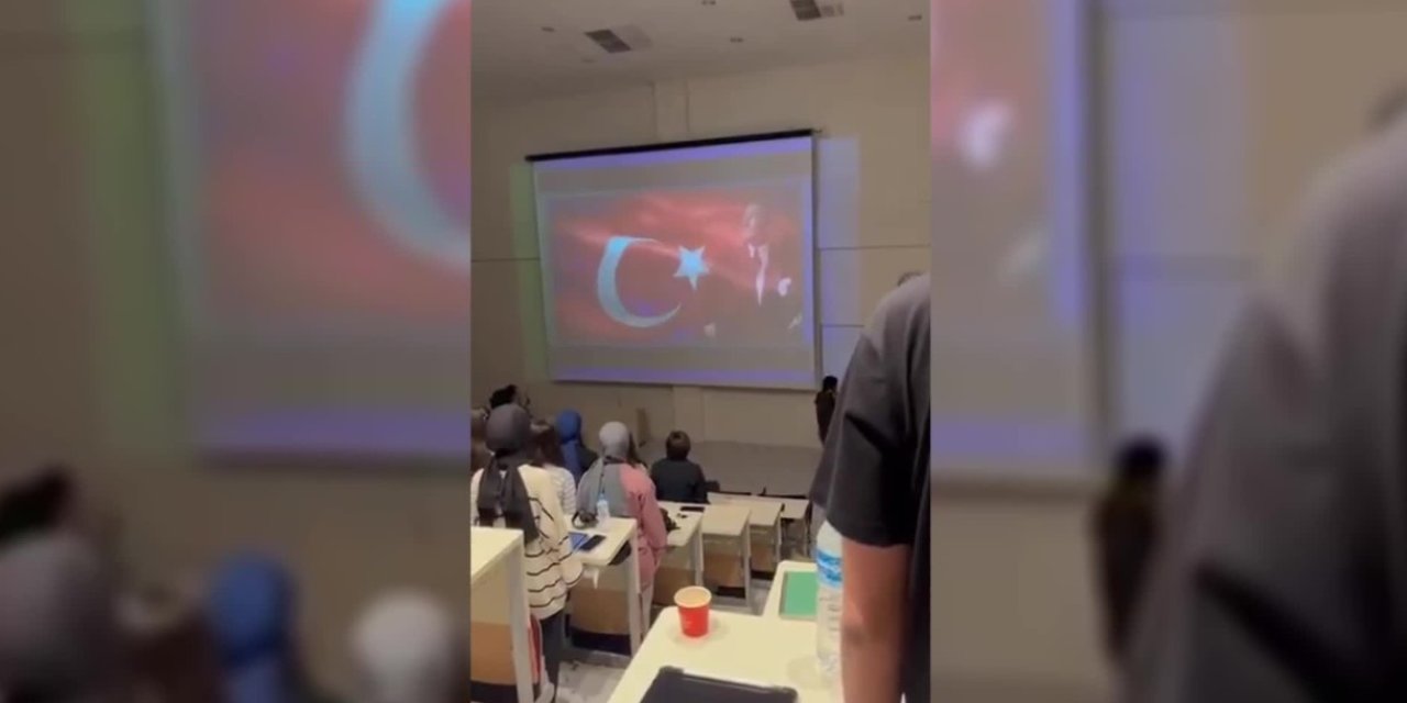 Üniversiteden Atatürk Anmasını Provoke Eden Öğrenciye Soruşturma