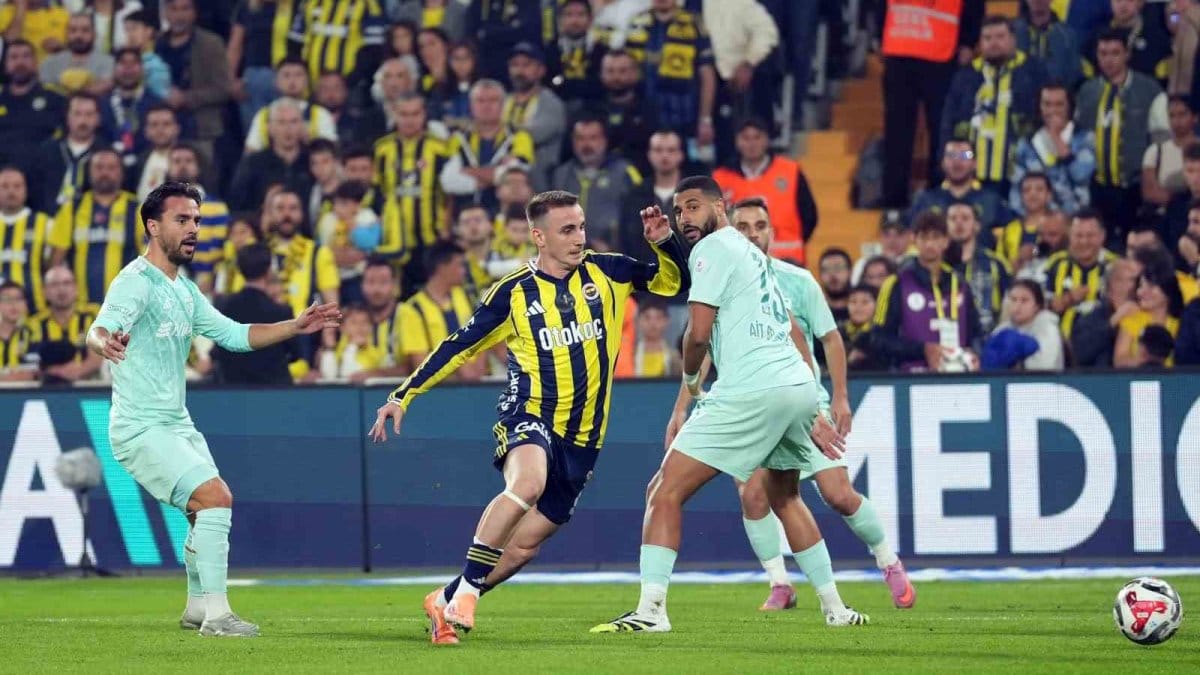 Fenerbahçe, Kayserispor’u ağırlıyor