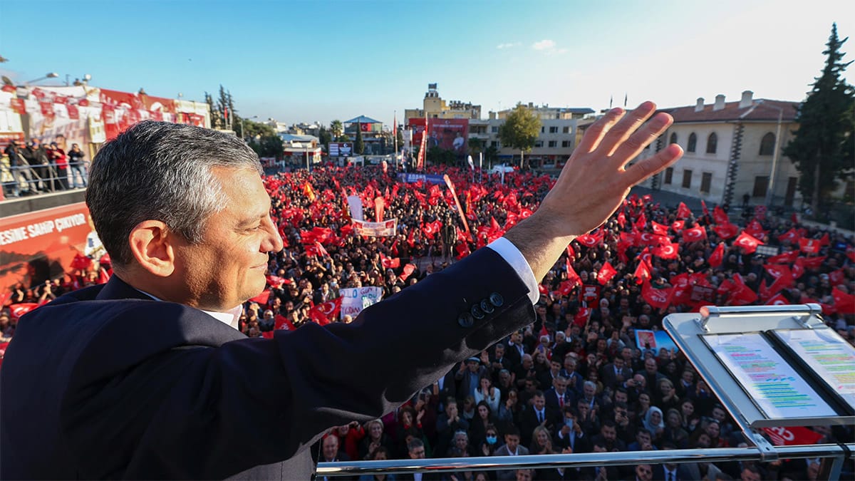 Özel’den sivil anayasa açıklaması