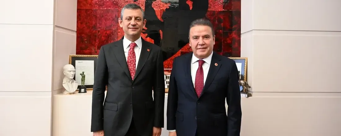 Muhittin Böcek’ten Özgür Özel itirafı
